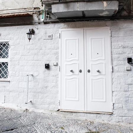 B&B Le Stanze Di Aurora Наполи Екстериор снимка