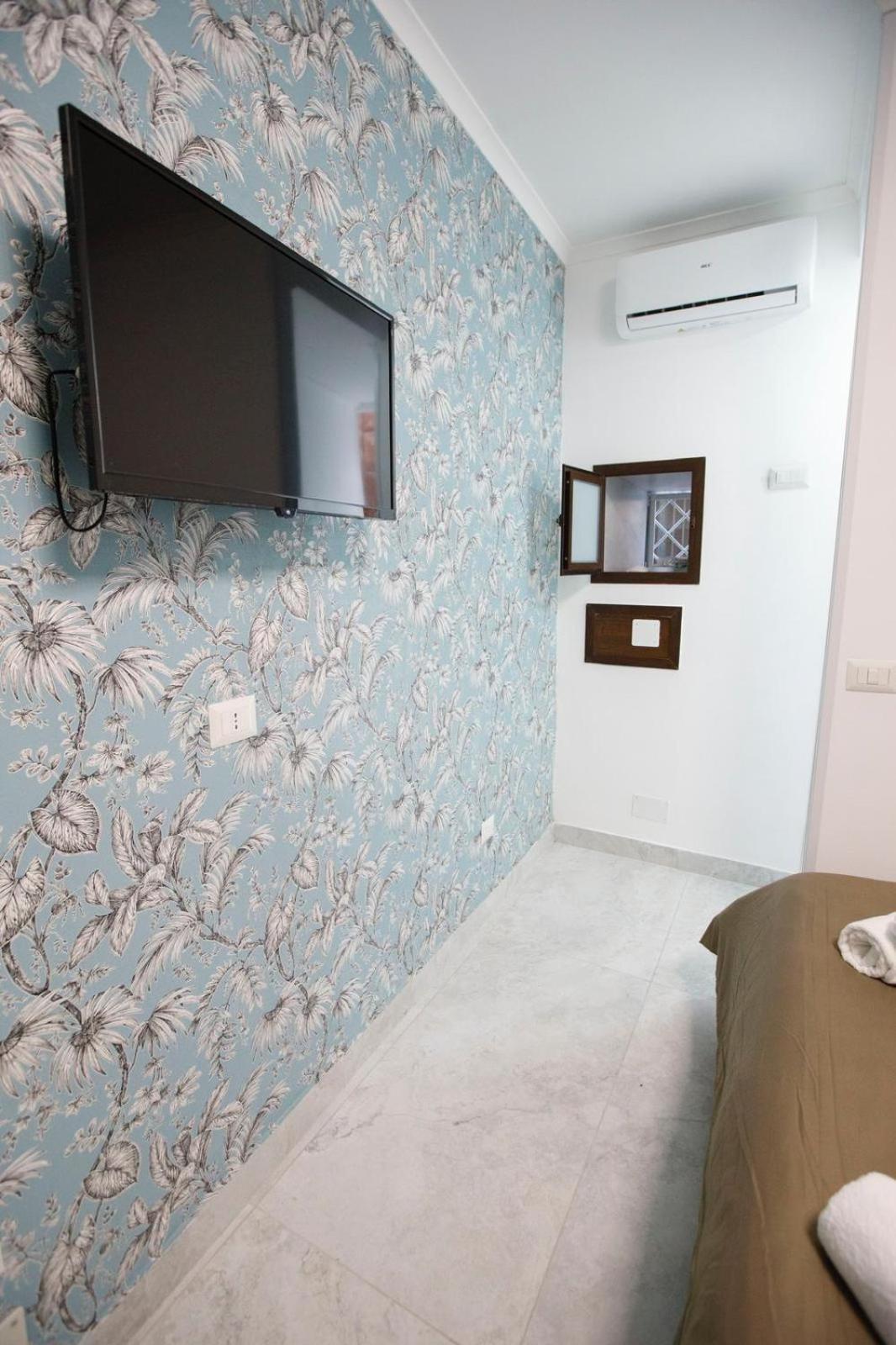 B&B Le Stanze Di Aurora Наполи Екстериор снимка