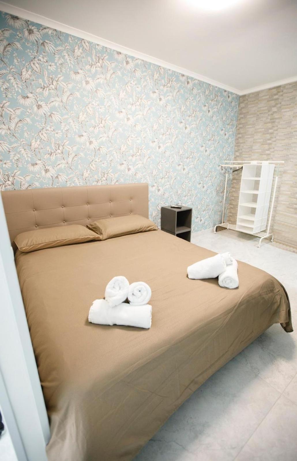 B&B Le Stanze Di Aurora Наполи Екстериор снимка